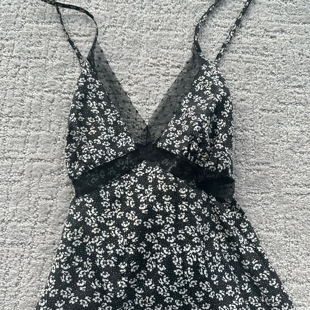 Floral Black and White Women's Dress - Picture 3 of 4